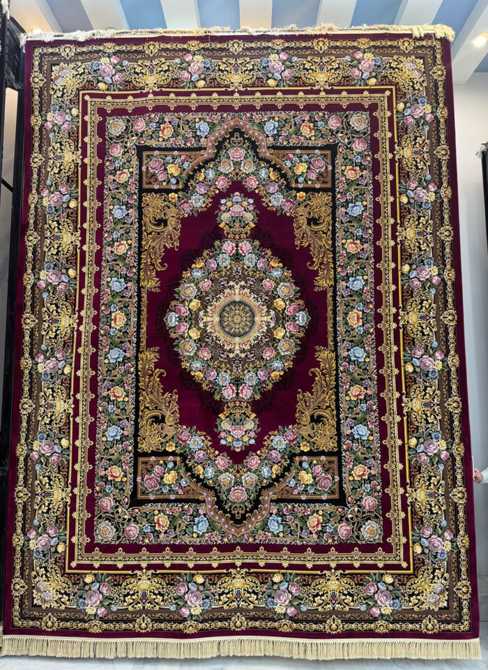 Haanis, Maroon