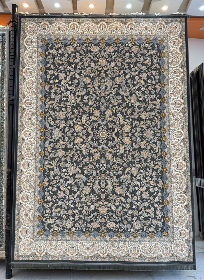 Bagh e Zar, Grey