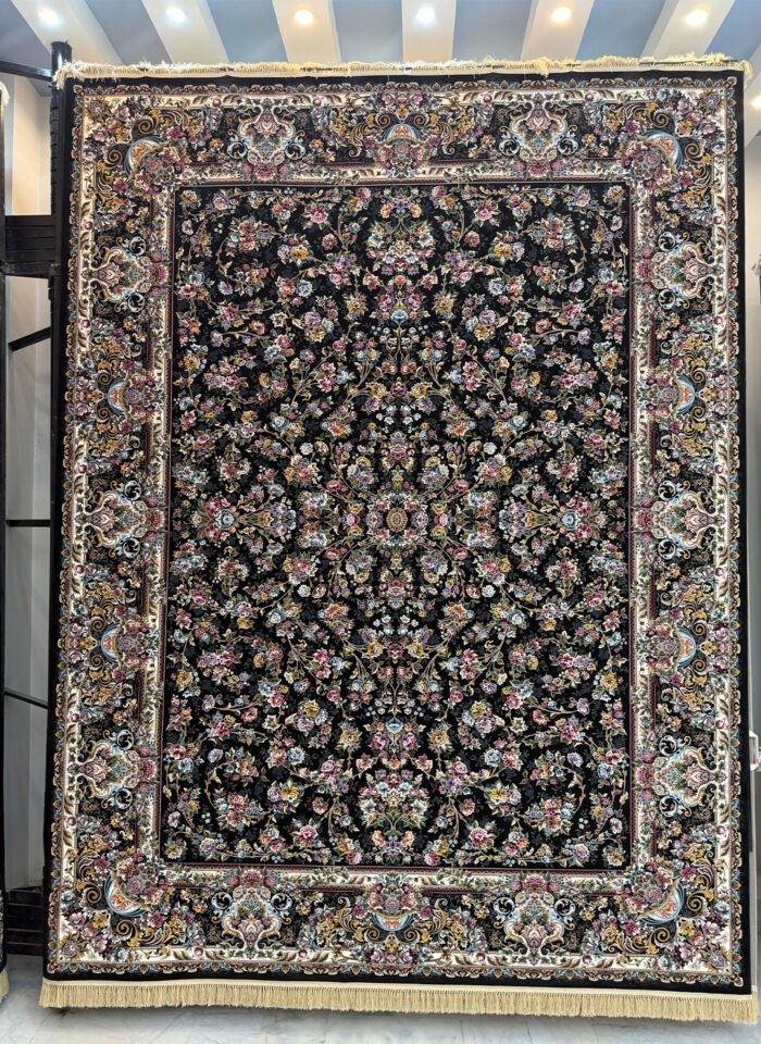 Dhorseen, Black