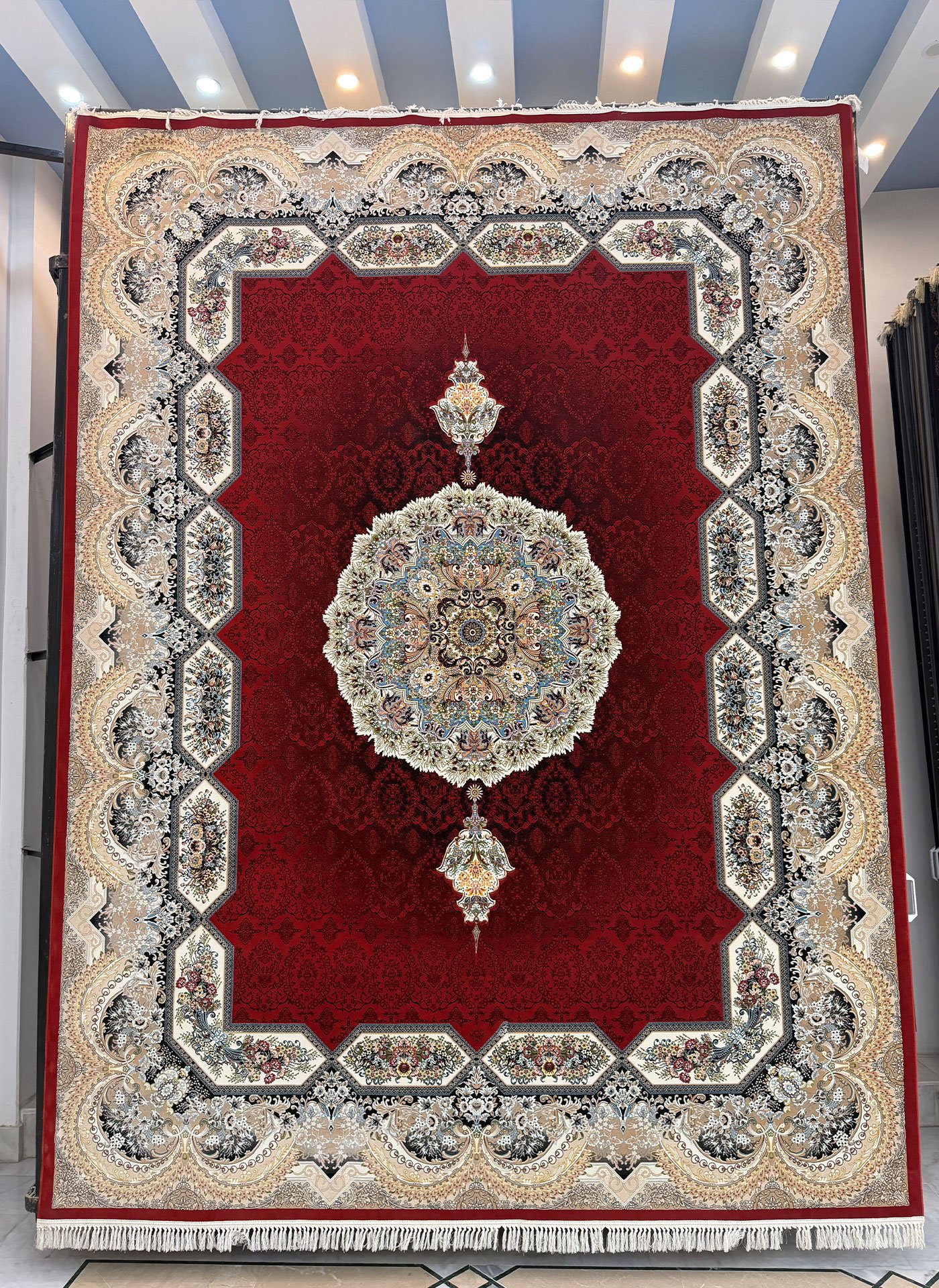 Haleeda, Red - Image 2