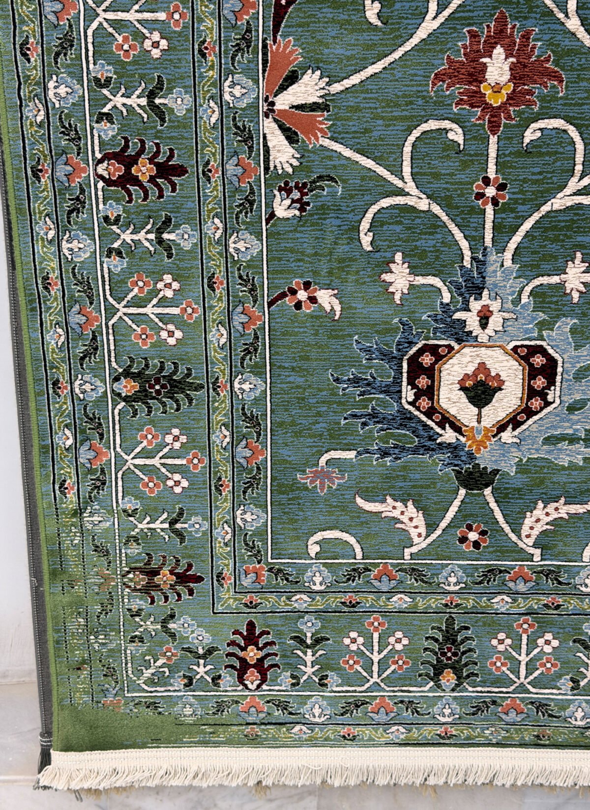 Deeba, Green - 1200 reed Persian machine-made carpet by Kazmi Carpets - view 3