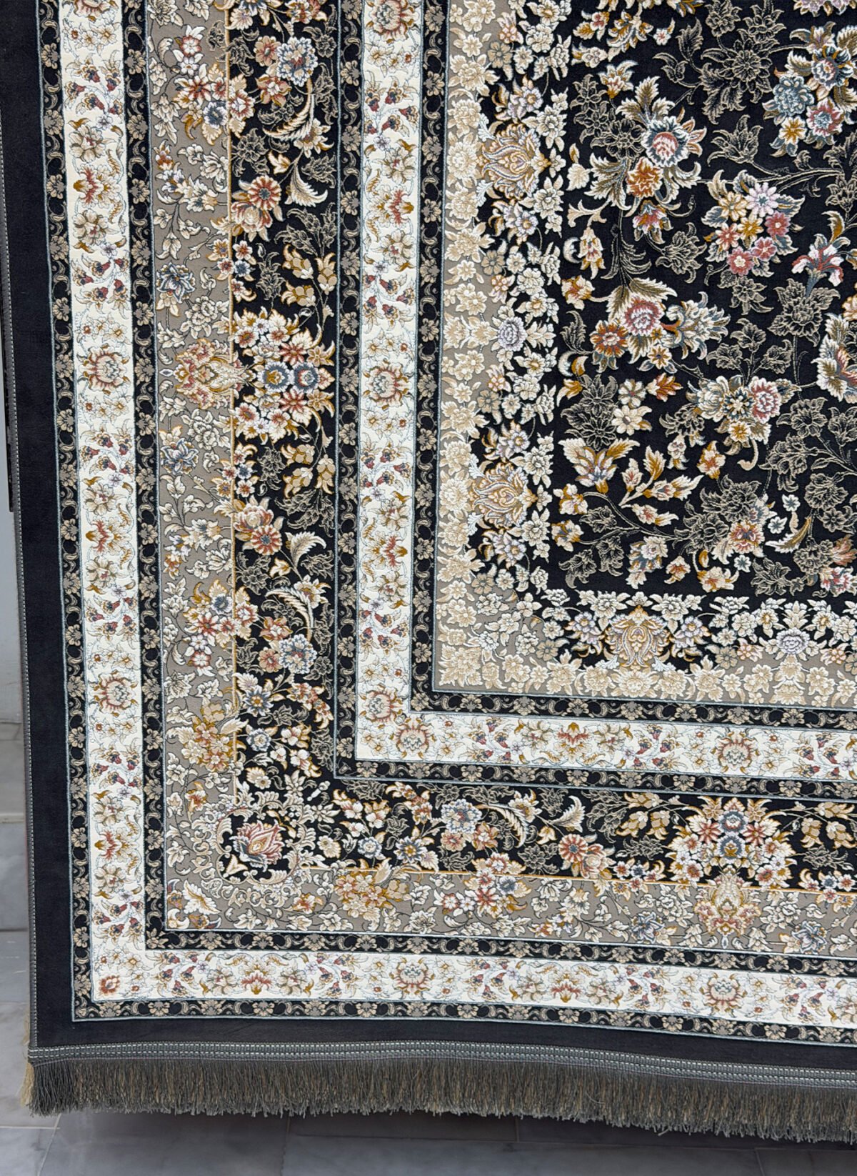 Shah Dukhth, Grey - 1500 reed Persian machine-made carpet by Kazmi Carpets - view 3