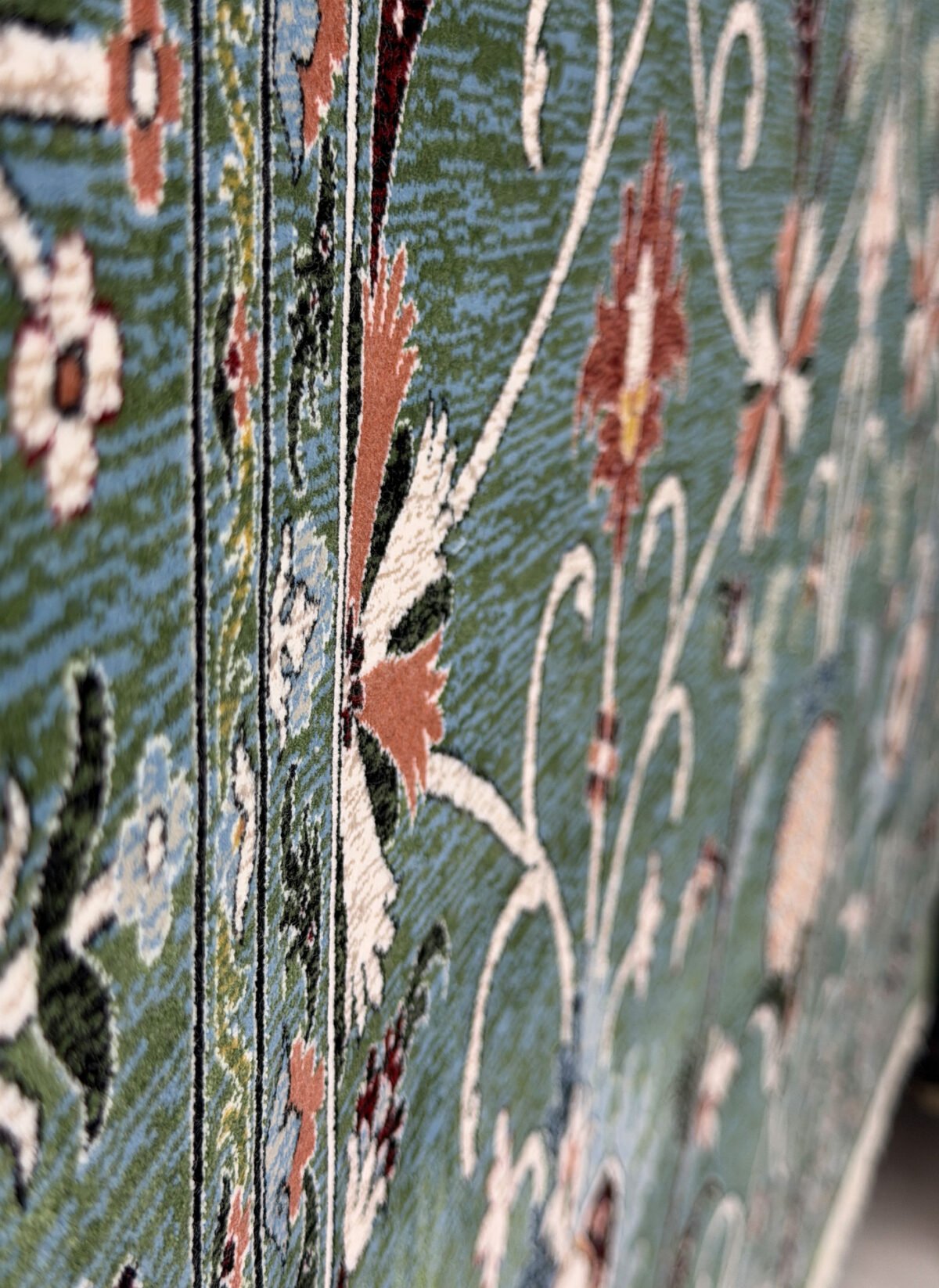 Deeba, Green - 1200 reed Persian machine-made carpet by Kazmi Carpets - view 7